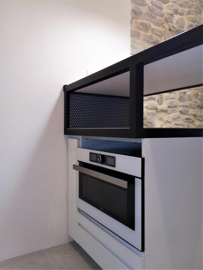 Le Petit Studio - 15 M2 - Centre Ville - Sorgue A 50 M LʼIsle-sur-la-Sorgue 외부 사진