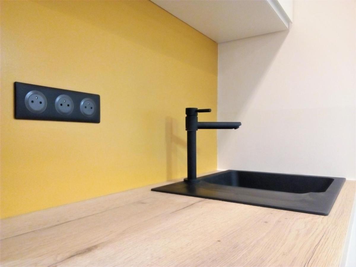 Le Petit Studio - 15 M2 - Centre Ville - Sorgue A 50 M LʼIsle-sur-la-Sorgue 외부 사진