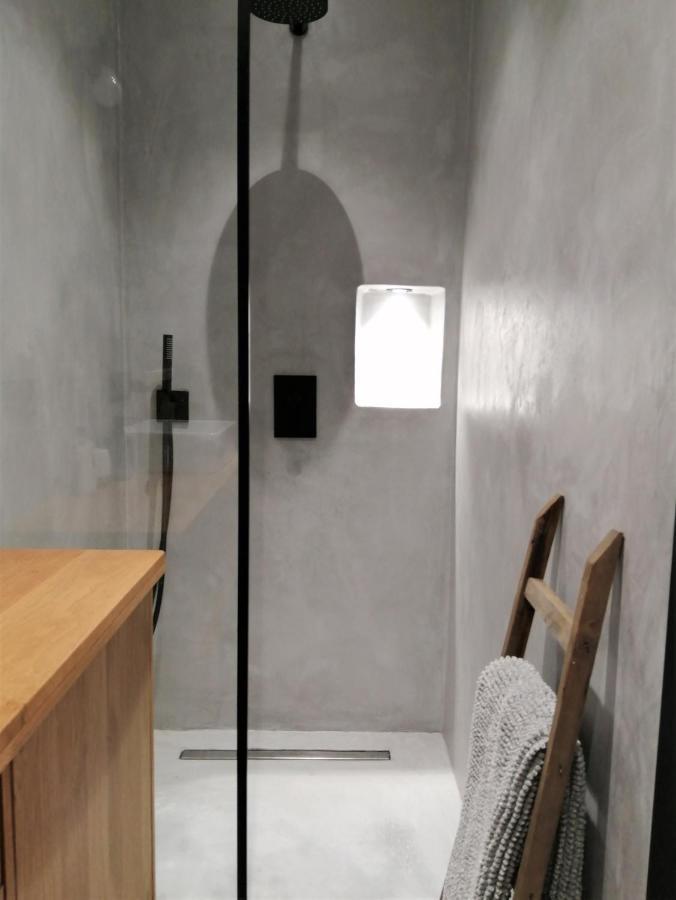 Le Petit Studio - 15 M2 - Centre Ville - Sorgue A 50 M LʼIsle-sur-la-Sorgue 외부 사진